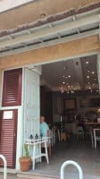 Pai Pai Cafe inside