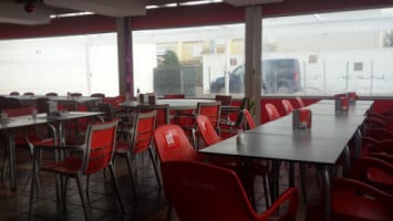 Bar-restaurante Chapa inside