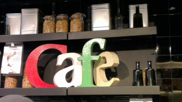 Cafe 365 food