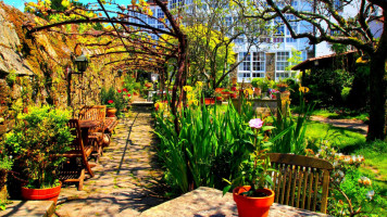 Café-Jardin Costa Vella outside