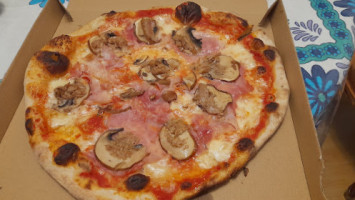Sapore Di Pizza food