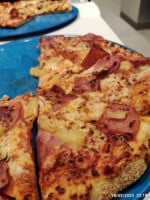 Domino's Pizza Salt food