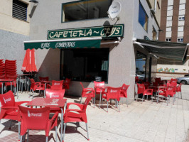 Cafeteria CrysZamora outside