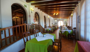 Villa De Algar food