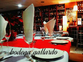 Bodega Gallardo food