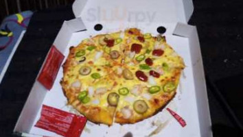 ‪zizo Pizza‬ food