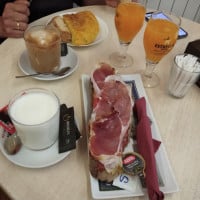 Cafe El Negrillon food