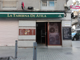 La Taberna De Atila outside