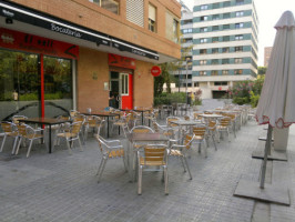 El Vall Cafeteria Restaurante outside