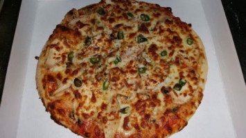 Anandas And Pizzeria food