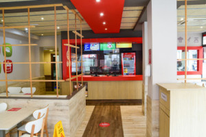 Telepizza Araba inside