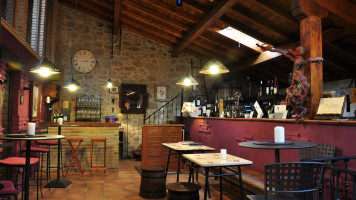 Vinoteca Divino food