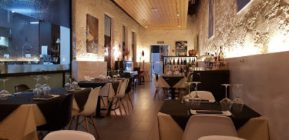 Restaurante Atelier 28 Lounge Bar Art Gallery food