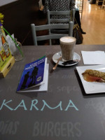 Karma Coffee More Manacor food