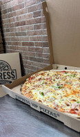 Express Vip Pizzas Mairena Del Aljarafe food