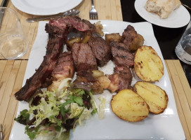 Asador Guadalaviar food