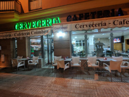 Cafeteria Cuatro Caminos inside