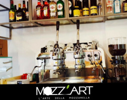 Mozz'art food