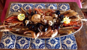 Vista Al Mar food