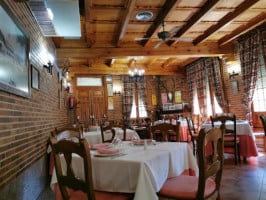 Juanito Restaurante inside