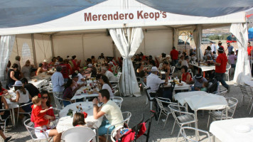 Cafeteria Merendero Keops food