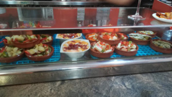 Cafeteria Sayago food