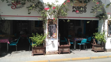 Cantina Puerto Mexico outside