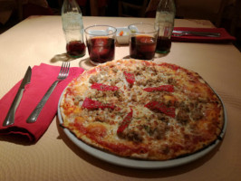 Pizzeria Pizzaiolo food