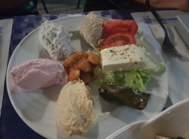 Grec Pietros food