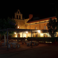 El Ermitaño outside