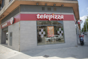 Telepizza Picassent outside