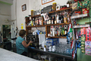 Cafeteria Cuatro Esquinas outside