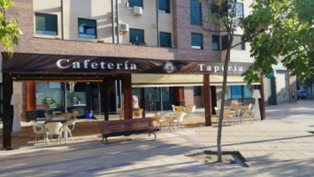 Heladeria La Rotonda outside