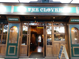 The Clover Sevilla food