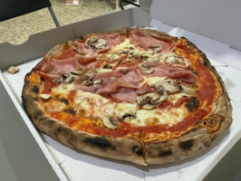 L'italiano Cucina E Pizza food