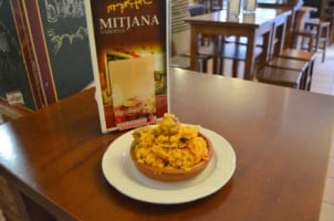 Mitjana food