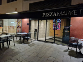 Pizzamarket Sant Cugat inside
