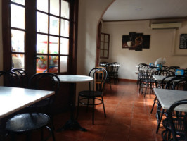 El Petit Cafe inside