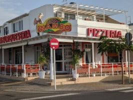 Hamburgueseria Pizzeria Wambo outside