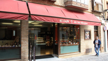 El Cafe De Las Monjas food