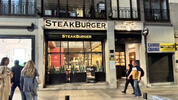 Steakburger Gran Via food