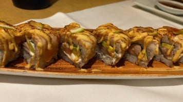 Aiko Sushi food
