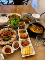 Little Corea food