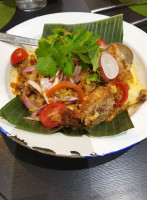 Pui's Thai Tapas food