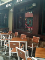 Cafeteria Rosa-lar inside