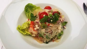 Zab Thai Cuisine food