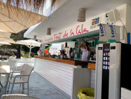 Front De Sa Cala food