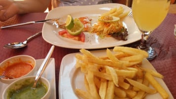 Charco Del Conde food