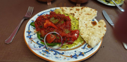 Shakira Indian food