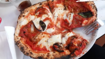 Pizzeria Italiana Ii Pomodorino food